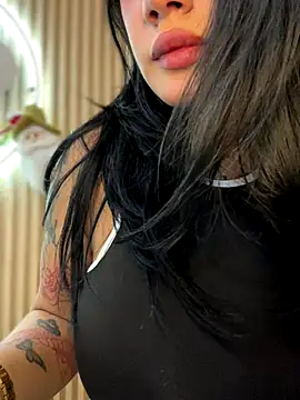 clarachanelricek's Webcam Live Show