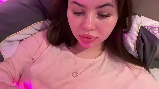 Порночат с AlmaryKim