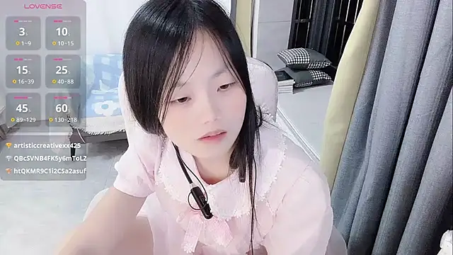 Lena-yyds's Webcam Live Show
