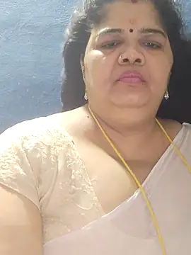 Порночат с tamilthanushri