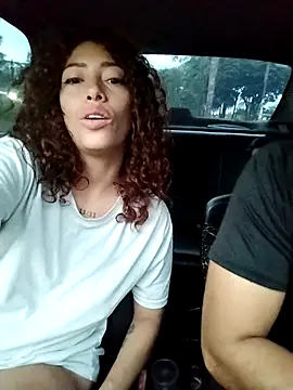 Порночат с roxyrougee