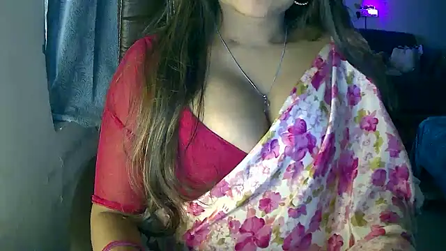 Cute-Tara's Webcam Live Show