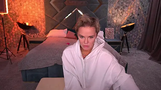 Порночат с PleasureWeCouple