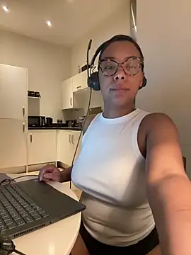 Melia_Rayne's Webcam Live Show