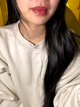 Порночат с Uyennii02