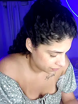 Shura_xxxBig Webcam-Liveshow