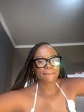 Moonzy77 Webcam-Liveshow