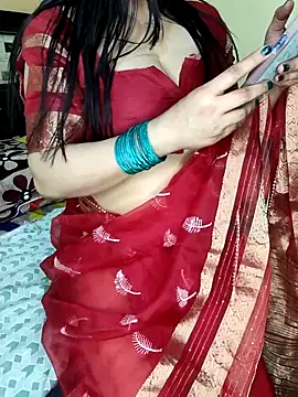 PRIYA_22's Webcam Live Show