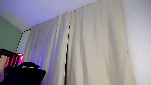 Порночат с dilan_hott_