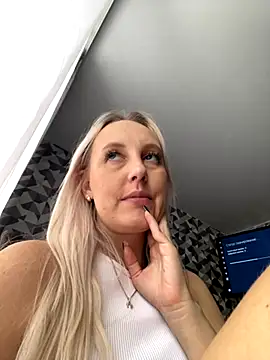 Порночат с MerlinDave