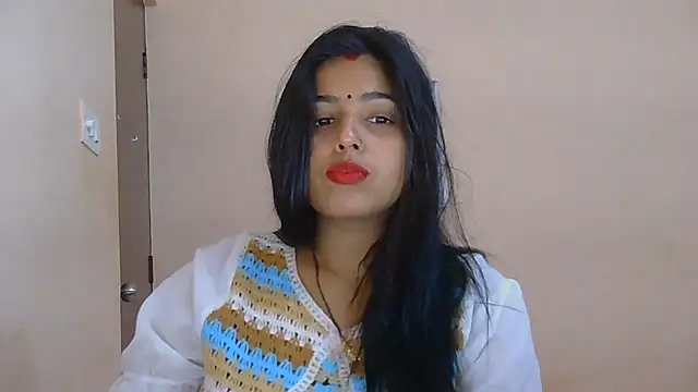 Cute-Simmi69's Webcam Live Show