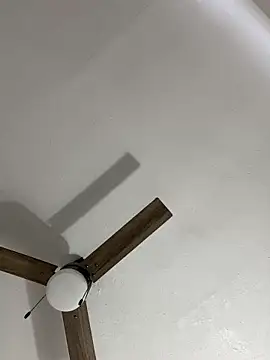 badbaby187's Webcam Live Show