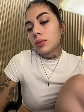 Sarasanders_4's Webcam Live Show