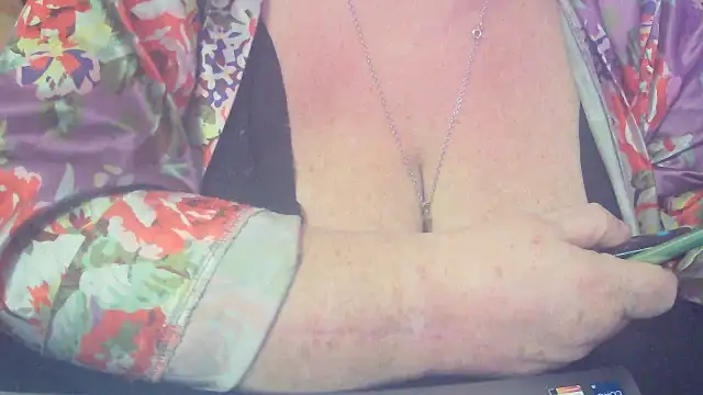 Playful_MILF_Demi's Webcam Live Show