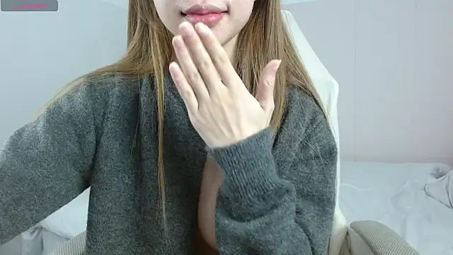 Alina_MissAsian's Webcam Live Show