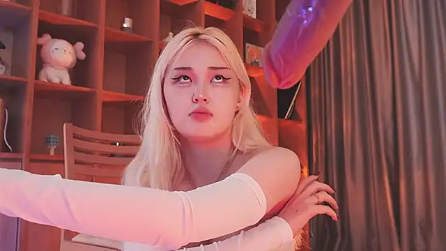 Порночат с hyun_chia