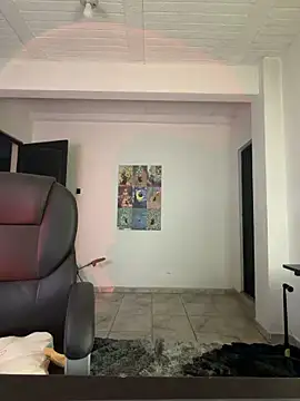 aly_golden_'s Webcam Live Show