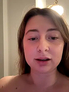 curvyflawless's Webcam Live Show