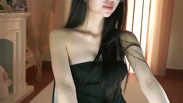 Hi_Feel_Me's Webcam Live Show