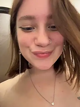 lucy-joy's Webcam Live Show