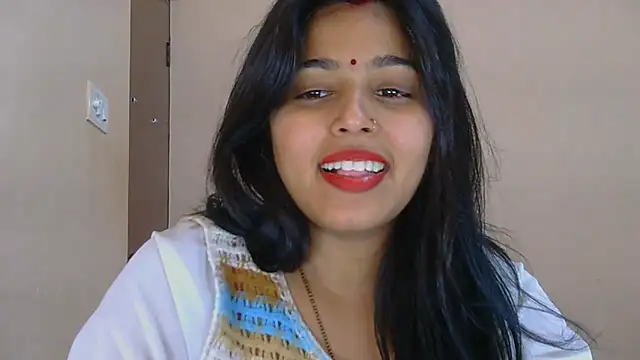 Cute-Simmi69's Webcam Live Show