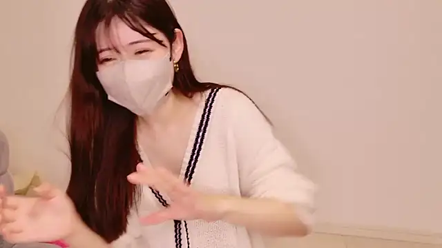 ena_7's Webcam Live Show