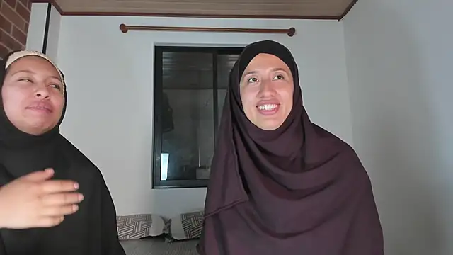 adila_anich Webcam-Liveshow