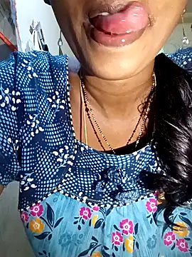 Порночат с Kavya5500