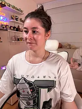 Sharon_07's Webcam Live Show