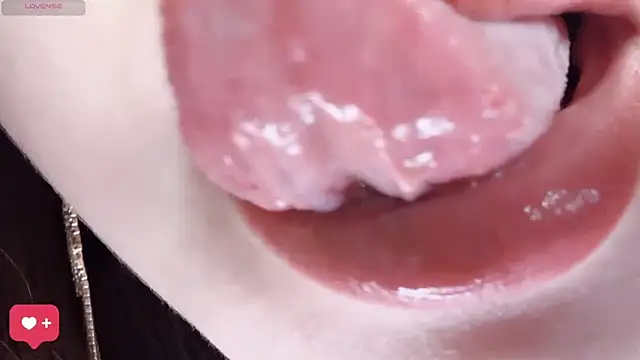 wuyueaini's Webcam Live Show