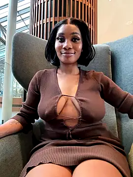 Порночат с ___Nessa