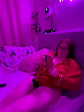 Порночат с BrattyPrincess-x