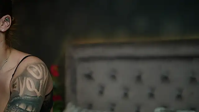 Порночат с AmeliaJupiter