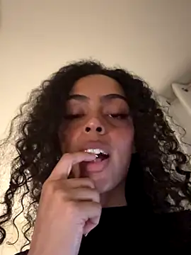 yasmingarcia's Webcam Live Show