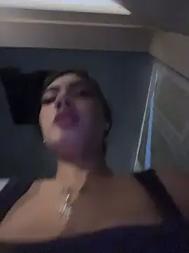 clarachanelricek's Webcam Live Show