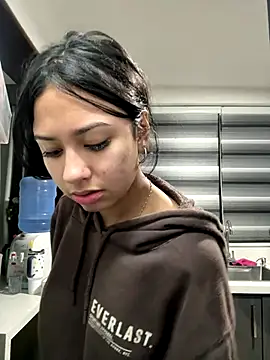 lynn9000's Webcam Live Show