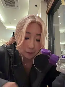 winter11's Webcam Live Show