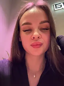 Порночат с KristiRich