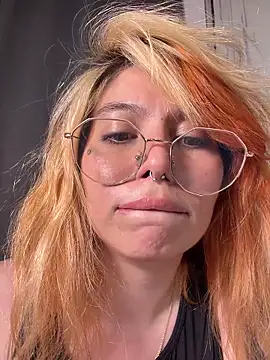 YunoRose_'s Webcam Live Show