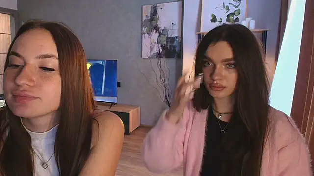 MayaGlow's Webcam Live Show