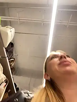 Sweet___Emily's Webcam Live Show