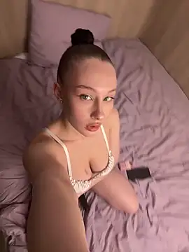 MelissaPinkiss's Webcam Live Show