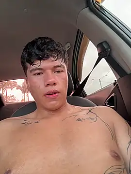 Logan_smith1's Webcam Live Show