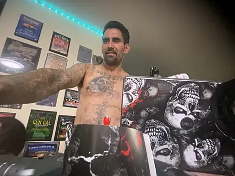 hornycouple818's Webcam Live Show