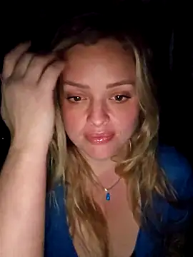 Bridgette03's Webcam Live Show