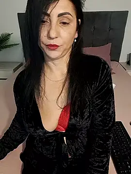 charrlote_love's Webcam Live Show