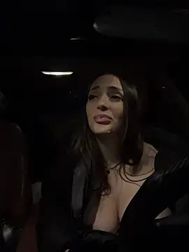 CharmingRuby's Webcam Live Show