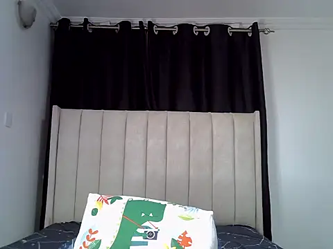 pretty_hearty's Webcam Live Show