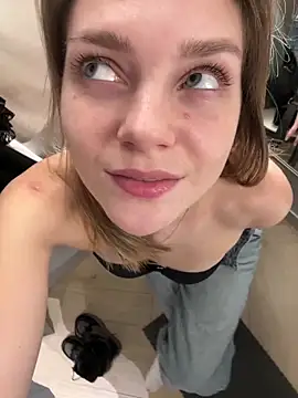 ValenciaShock's Webcam Live Show