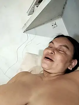 Horny-Mommy-Dirty's Webcam Live Show